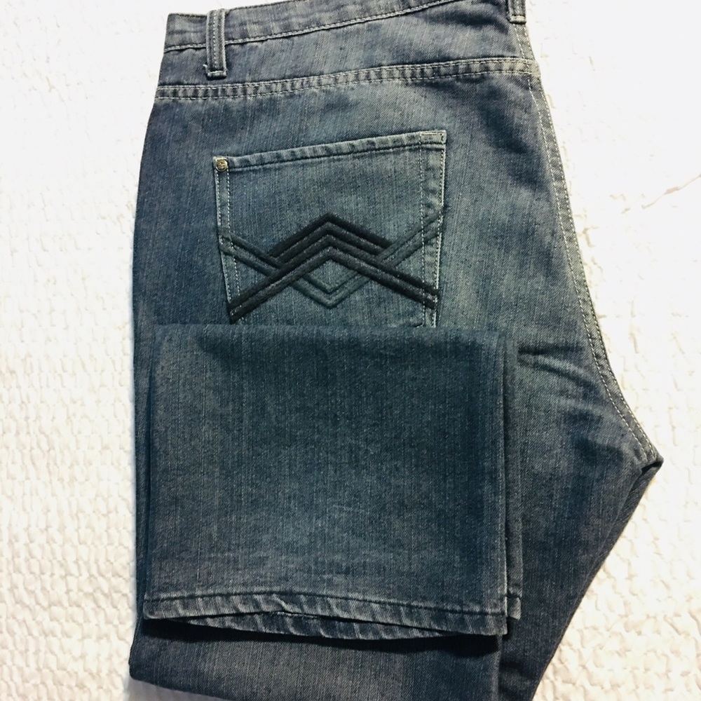 Reputation Jeans - Picture 3 of 3